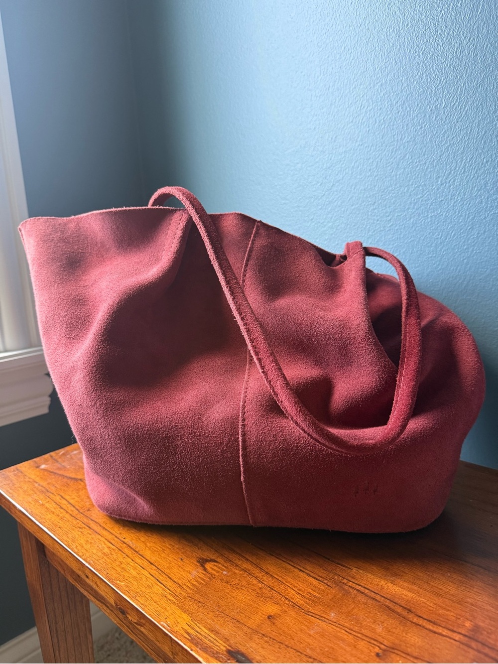 Portland Leather Oversized Devan - Red Panda